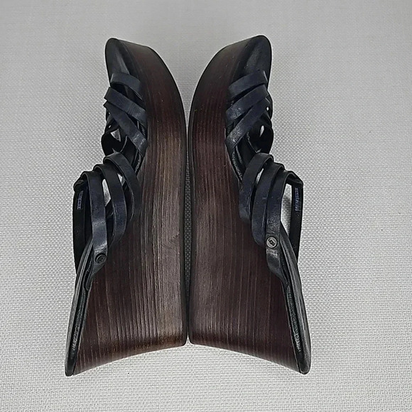 UGG Mattie Black Leather Platform Wedge Stacked Heel Sandal Women's Size 10 - Picture 5 of 15